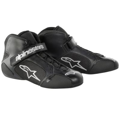 Alpinestars の技術 1-K Kart は黒を追い出します