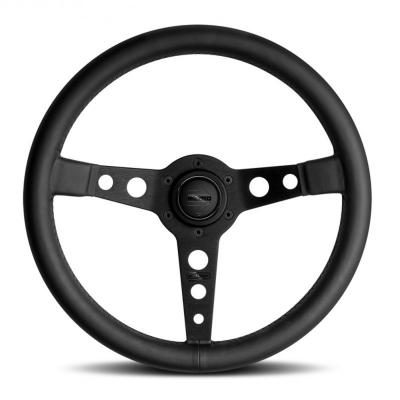MerlinMotorsportのMomoPrototipoBlackEditionステアリングホイール